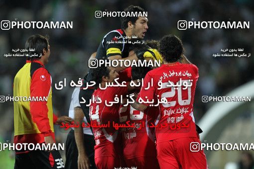 1153653, Tehran, [*parameter:4*], لیگ برتر فوتبال ایران، Persian Gulf Cup، Week 12، First Leg، Persepolis 2 v 0 Zob Ahan Esfahan on 2010/10/25 at Azadi Stadium