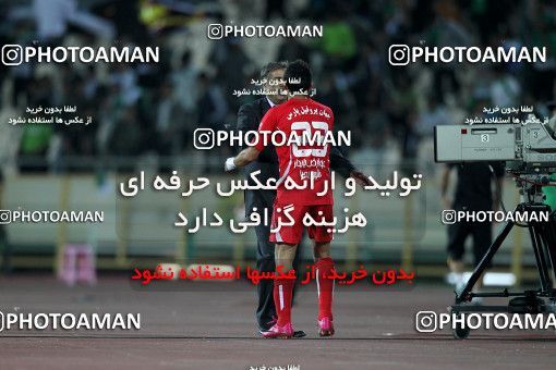 1153313, Tehran, [*parameter:4*], لیگ برتر فوتبال ایران، Persian Gulf Cup، Week 12، First Leg، Persepolis 2 v 0 Zob Ahan Esfahan on 2010/10/25 at Azadi Stadium