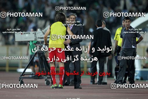 1153383, Tehran, [*parameter:4*], لیگ برتر فوتبال ایران، Persian Gulf Cup، Week 12، First Leg، Persepolis 2 v 0 Zob Ahan Esfahan on 2010/10/25 at Azadi Stadium