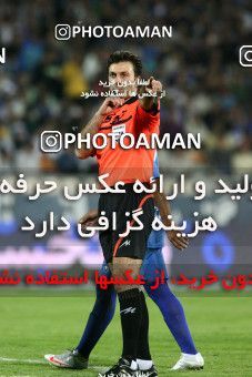 1153991, Tehran, [*parameter:4*], لیگ برتر فوتبال ایران، Persian Gulf Cup، Week 13، First Leg، Esteghlal 1 v 0 Rah Ahan on 2010/10/29 at Azadi Stadium