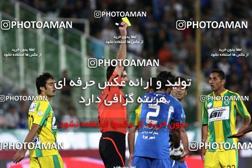 1153995, Tehran, [*parameter:4*], لیگ برتر فوتبال ایران، Persian Gulf Cup، Week 13، First Leg، Esteghlal 1 v 0 Rah Ahan on 2010/10/29 at Azadi Stadium