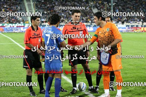 1153947, Tehran, [*parameter:4*], لیگ برتر فوتبال ایران، Persian Gulf Cup، Week 13، First Leg، Esteghlal 1 v 0 Rah Ahan on 2010/10/29 at Azadi Stadium