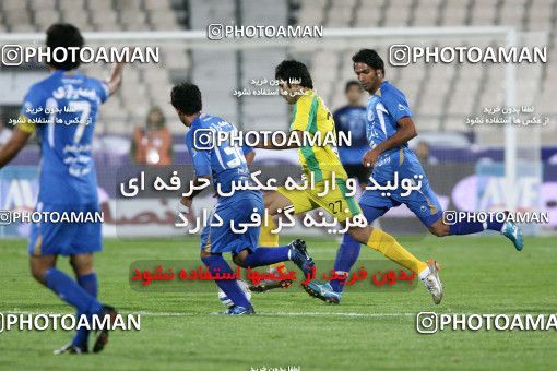 1153965, Tehran, [*parameter:4*], لیگ برتر فوتبال ایران، Persian Gulf Cup، Week 13، First Leg، Esteghlal 1 v 0 Rah Ahan on 2010/10/29 at Azadi Stadium