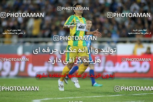 1154133, Tehran, [*parameter:4*], لیگ برتر فوتبال ایران، Persian Gulf Cup، Week 13، First Leg، Esteghlal 1 v 0 Rah Ahan on 2010/10/29 at Azadi Stadium