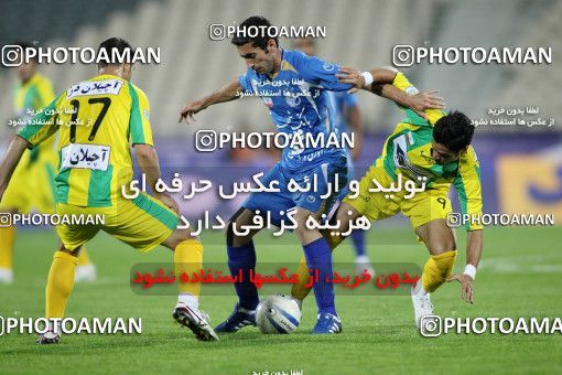 1154157, Tehran, [*parameter:4*], لیگ برتر فوتبال ایران، Persian Gulf Cup، Week 13، First Leg، Esteghlal 1 v 0 Rah Ahan on 2010/10/29 at Azadi Stadium