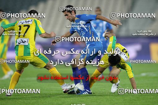 1154072, Tehran, [*parameter:4*], لیگ برتر فوتبال ایران، Persian Gulf Cup، Week 13، First Leg، Esteghlal 1 v 0 Rah Ahan on 2010/10/29 at Azadi Stadium
