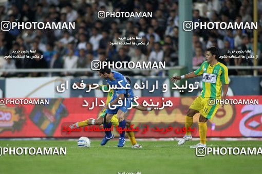 1154063, Tehran, [*parameter:4*], لیگ برتر فوتبال ایران، Persian Gulf Cup، Week 13، First Leg، Esteghlal 1 v 0 Rah Ahan on 2010/10/29 at Azadi Stadium