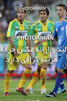 1154148, Tehran, [*parameter:4*], لیگ برتر فوتبال ایران، Persian Gulf Cup، Week 13، First Leg، Esteghlal 1 v 0 Rah Ahan on 2010/10/29 at Azadi Stadium