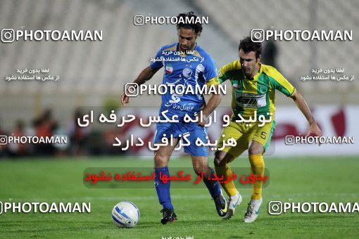 1154114, Tehran, [*parameter:4*], لیگ برتر فوتبال ایران، Persian Gulf Cup، Week 13، First Leg، Esteghlal 1 v 0 Rah Ahan on 2010/10/29 at Azadi Stadium