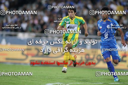 1154146, Tehran, [*parameter:4*], لیگ برتر فوتبال ایران، Persian Gulf Cup، Week 13، First Leg، Esteghlal 1 v 0 Rah Ahan on 2010/10/29 at Azadi Stadium