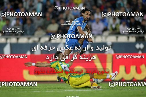 1154196, Tehran, [*parameter:4*], لیگ برتر فوتبال ایران، Persian Gulf Cup، Week 13، First Leg، Esteghlal 1 v 0 Rah Ahan on 2010/10/29 at Azadi Stadium