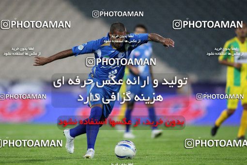 1154090, Tehran, [*parameter:4*], Iran Pro League، Persian Gulf Cup، 2010-11 season، First Leg، Week 13، Esteghlal ۱ v ۰ Rah Ahan on 2010/10/29 at Azadi Stadium