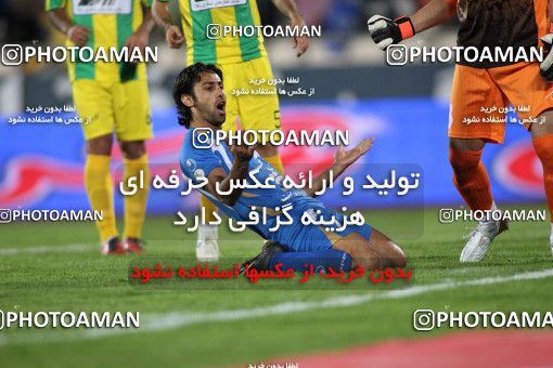 1154140, Tehran, [*parameter:4*], لیگ برتر فوتبال ایران، Persian Gulf Cup، Week 13، First Leg، Esteghlal 1 v 0 Rah Ahan on 2010/10/29 at Azadi Stadium