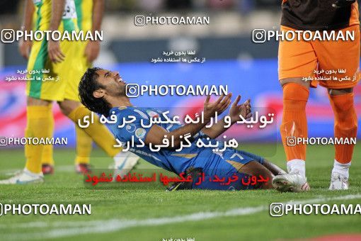 1154199, Tehran, [*parameter:4*], لیگ برتر فوتبال ایران، Persian Gulf Cup، Week 13، First Leg، Esteghlal 1 v 0 Rah Ahan on 2010/10/29 at Azadi Stadium