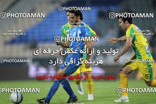 1154210, Tehran, [*parameter:4*], لیگ برتر فوتبال ایران، Persian Gulf Cup، Week 13، First Leg، Esteghlal 1 v 0 Rah Ahan on 2010/10/29 at Azadi Stadium