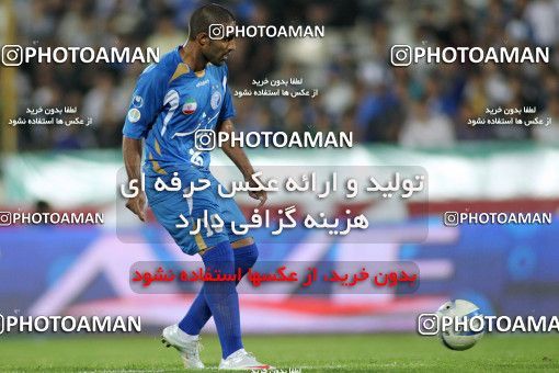 1154167, Tehran, [*parameter:4*], لیگ برتر فوتبال ایران، Persian Gulf Cup، Week 13، First Leg، Esteghlal 1 v 0 Rah Ahan on 2010/10/29 at Azadi Stadium