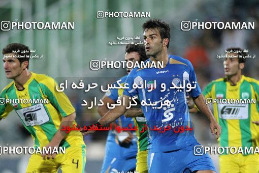 1154201, Tehran, [*parameter:4*], لیگ برتر فوتبال ایران، Persian Gulf Cup، Week 13، First Leg، Esteghlal 1 v 0 Rah Ahan on 2010/10/29 at Azadi Stadium