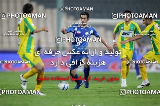 1154221, Tehran, [*parameter:4*], لیگ برتر فوتبال ایران، Persian Gulf Cup، Week 13، First Leg، Esteghlal 1 v 0 Rah Ahan on 2010/10/29 at Azadi Stadium