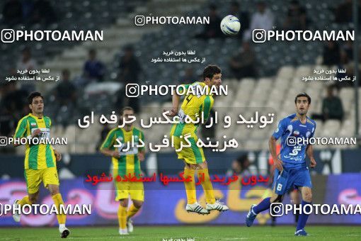 1154139, Tehran, [*parameter:4*], لیگ برتر فوتبال ایران، Persian Gulf Cup، Week 13، First Leg، Esteghlal 1 v 0 Rah Ahan on 2010/10/29 at Azadi Stadium