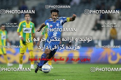 1154142, Tehran, [*parameter:4*], لیگ برتر فوتبال ایران، Persian Gulf Cup، Week 13، First Leg، Esteghlal 1 v 0 Rah Ahan on 2010/10/29 at Azadi Stadium