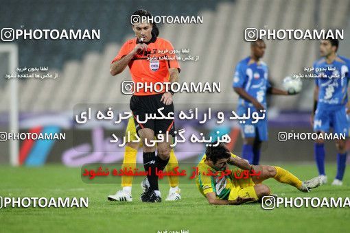 1154135, Tehran, [*parameter:4*], لیگ برتر فوتبال ایران، Persian Gulf Cup، Week 13، First Leg، Esteghlal 1 v 0 Rah Ahan on 2010/10/29 at Azadi Stadium