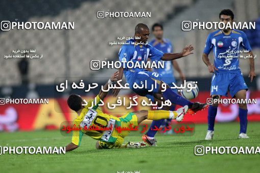 1154184, Tehran, [*parameter:4*], لیگ برتر فوتبال ایران، Persian Gulf Cup، Week 13، First Leg، Esteghlal 1 v 0 Rah Ahan on 2010/10/29 at Azadi Stadium