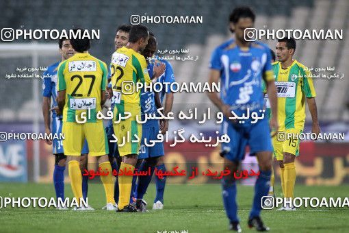 1154158, Tehran, [*parameter:4*], لیگ برتر فوتبال ایران، Persian Gulf Cup، Week 13، First Leg، Esteghlal 1 v 0 Rah Ahan on 2010/10/29 at Azadi Stadium