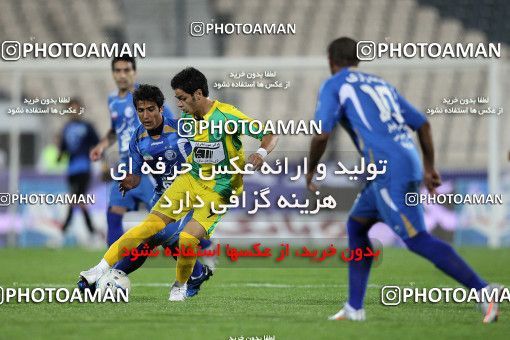 1155064, Tehran, [*parameter:4*], لیگ برتر فوتبال ایران، Persian Gulf Cup، Week 13، First Leg، Esteghlal 1 v 0 Rah Ahan on 2010/10/29 at Azadi Stadium