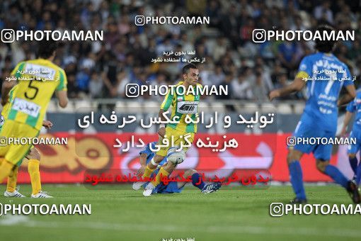 1155285, Tehran, [*parameter:4*], لیگ برتر فوتبال ایران، Persian Gulf Cup، Week 13، First Leg، Esteghlal 1 v 0 Rah Ahan on 2010/10/29 at Azadi Stadium