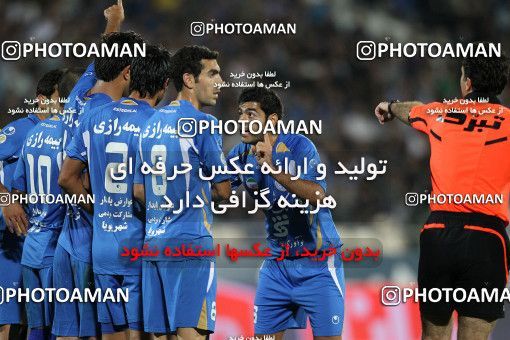 1155049, Tehran, [*parameter:4*], لیگ برتر فوتبال ایران، Persian Gulf Cup، Week 13، First Leg، Esteghlal 1 v 0 Rah Ahan on 2010/10/29 at Azadi Stadium