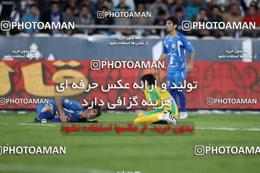 1155266, لیگ برتر فوتبال ایران، Persian Gulf Cup، Week 13، First Leg، 2010/10/29، Tehran، Azadi Stadium، Esteghlal 1 - 0 Rah Ahan