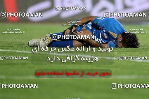 1154996, Tehran, [*parameter:4*], لیگ برتر فوتبال ایران، Persian Gulf Cup، Week 13، First Leg، Esteghlal 1 v 0 Rah Ahan on 2010/10/29 at Azadi Stadium