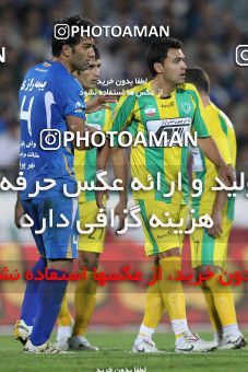 1155081, Tehran, [*parameter:4*], لیگ برتر فوتبال ایران، Persian Gulf Cup، Week 13، First Leg، Esteghlal 1 v 0 Rah Ahan on 2010/10/29 at Azadi Stadium
