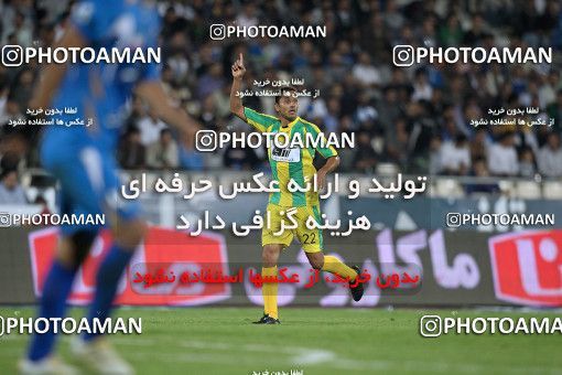 1155042, Tehran, [*parameter:4*], لیگ برتر فوتبال ایران، Persian Gulf Cup، Week 13، First Leg، Esteghlal 1 v 0 Rah Ahan on 2010/10/29 at Azadi Stadium