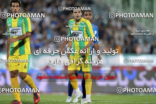 1155004, Tehran, [*parameter:4*], لیگ برتر فوتبال ایران، Persian Gulf Cup، Week 13، First Leg، Esteghlal 1 v 0 Rah Ahan on 2010/10/29 at Azadi Stadium