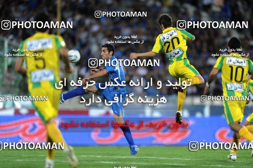 1153849, Tehran, [*parameter:4*], لیگ برتر فوتبال ایران، Persian Gulf Cup، Week 13، First Leg، Esteghlal 1 v 0 Rah Ahan on 2010/10/29 at Azadi Stadium