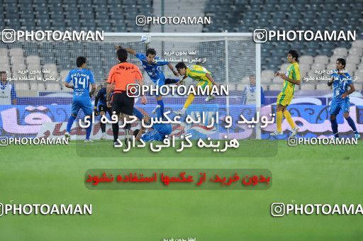 1153877, Tehran, [*parameter:4*], لیگ برتر فوتبال ایران، Persian Gulf Cup، Week 13، First Leg، Esteghlal 1 v 0 Rah Ahan on 2010/10/29 at Azadi Stadium