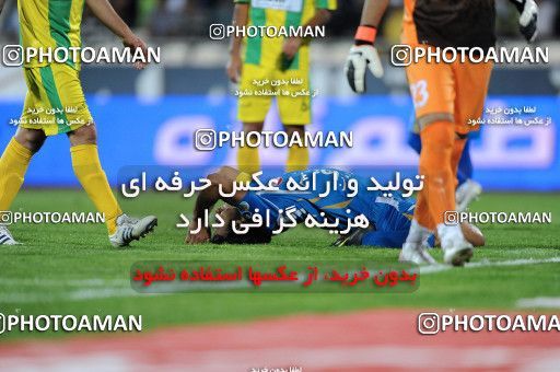 1153864, Tehran, [*parameter:4*], لیگ برتر فوتبال ایران، Persian Gulf Cup، Week 13، First Leg، Esteghlal 1 v 0 Rah Ahan on 2010/10/29 at Azadi Stadium