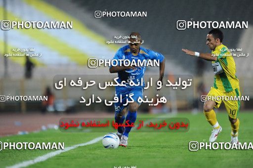 1153803, Tehran, [*parameter:4*], لیگ برتر فوتبال ایران، Persian Gulf Cup، Week 13، First Leg، Esteghlal 1 v 0 Rah Ahan on 2010/10/29 at Azadi Stadium