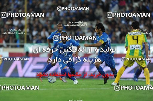1153850, Tehran, [*parameter:4*], لیگ برتر فوتبال ایران، Persian Gulf Cup، Week 13، First Leg، Esteghlal 1 v 0 Rah Ahan on 2010/10/29 at Azadi Stadium