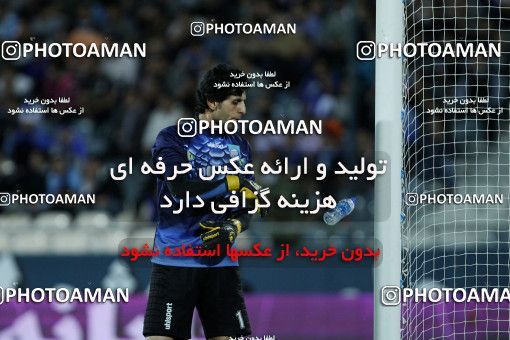 1153776, Tehran, [*parameter:4*], لیگ برتر فوتبال ایران، Persian Gulf Cup، Week 13، First Leg، Esteghlal 1 v 0 Rah Ahan on 2010/10/29 at Azadi Stadium