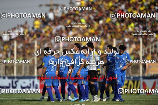 1156728, Abadan, [*parameter:4*], لیگ برتر فوتبال ایران، Persian Gulf Cup، Week 14، First Leg، Sanat Naft Abadan 2 v 0 Esteghlal on 2010/11/04 at Takhti Stadium Abadan