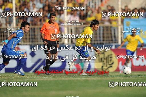 1156761, Abadan, [*parameter:4*], لیگ برتر فوتبال ایران، Persian Gulf Cup، Week 14، First Leg، Sanat Naft Abadan 2 v 0 Esteghlal on 2010/11/04 at Takhti Stadium Abadan