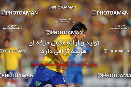 1156688, Abadan, [*parameter:4*], لیگ برتر فوتبال ایران، Persian Gulf Cup، Week 14، First Leg، Sanat Naft Abadan 2 v 0 Esteghlal on 2010/11/04 at Takhti Stadium Abadan