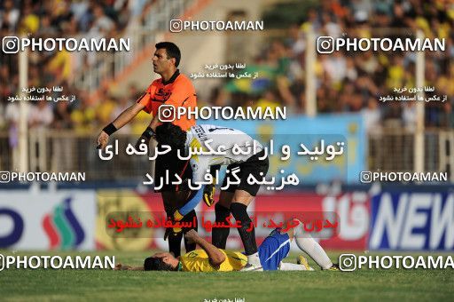 1156772, Abadan, [*parameter:4*], لیگ برتر فوتبال ایران، Persian Gulf Cup، Week 14، First Leg، Sanat Naft Abadan 2 v 0 Esteghlal on 2010/11/04 at Takhti Stadium Abadan
