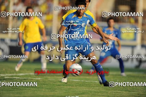 1156823, Abadan, [*parameter:4*], لیگ برتر فوتبال ایران، Persian Gulf Cup، Week 14، First Leg، Sanat Naft Abadan 2 v 0 Esteghlal on 2010/11/04 at Takhti Stadium Abadan