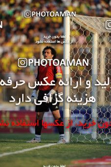 1156896, Abadan, [*parameter:4*], لیگ برتر فوتبال ایران، Persian Gulf Cup، Week 14، First Leg، Sanat Naft Abadan 2 v 0 Esteghlal on 2010/11/04 at Takhti Stadium Abadan