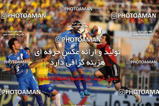 1156697, Abadan, [*parameter:4*], لیگ برتر فوتبال ایران، Persian Gulf Cup، Week 14، First Leg، Sanat Naft Abadan 2 v 0 Esteghlal on 2010/11/04 at Takhti Stadium Abadan