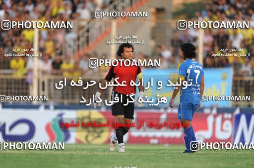 1156791, Abadan, [*parameter:4*], لیگ برتر فوتبال ایران، Persian Gulf Cup، Week 14، First Leg، Sanat Naft Abadan 2 v 0 Esteghlal on 2010/11/04 at Takhti Stadium Abadan