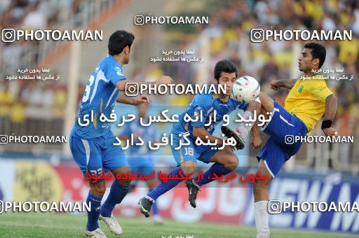 1156705, Abadan, [*parameter:4*], لیگ برتر فوتبال ایران، Persian Gulf Cup، Week 14، First Leg، Sanat Naft Abadan 2 v 0 Esteghlal on 2010/11/04 at Takhti Stadium Abadan